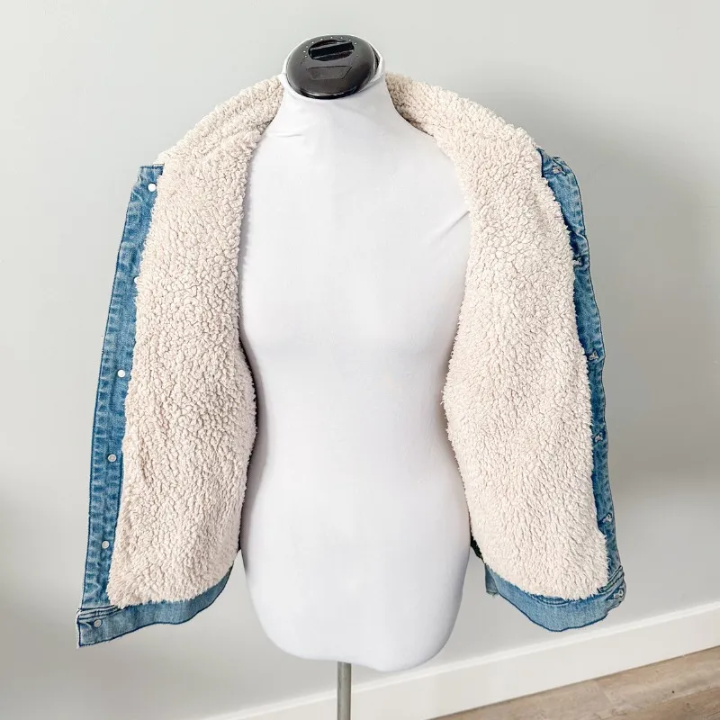 Treasure & Bond Sherpa Denim Jacket - Image 7
