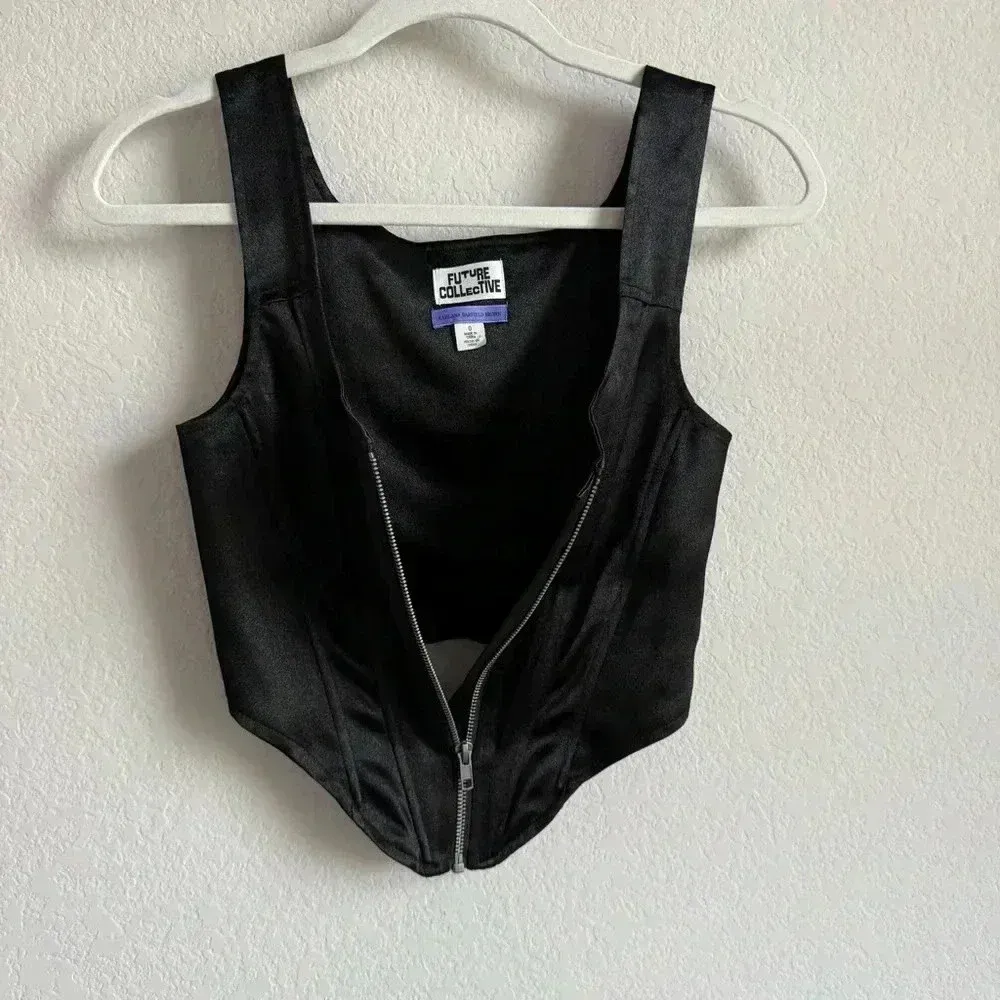 Future Collective Kahlana Barfield Brown‎ Pointed Front Zip Black Bustier Size 0 - Image 2