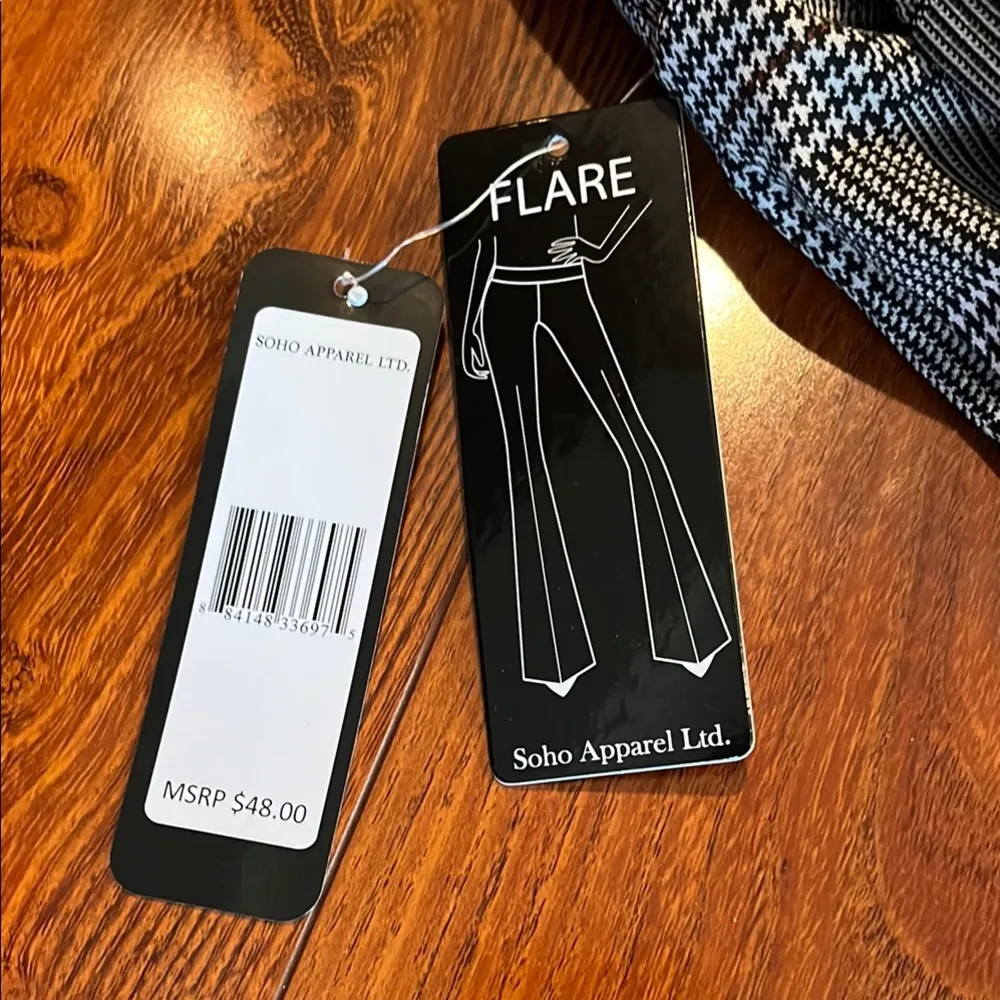 Soho Apparel Gray Boot Cut Flare Checkered Design Pants Size Large - Image 8