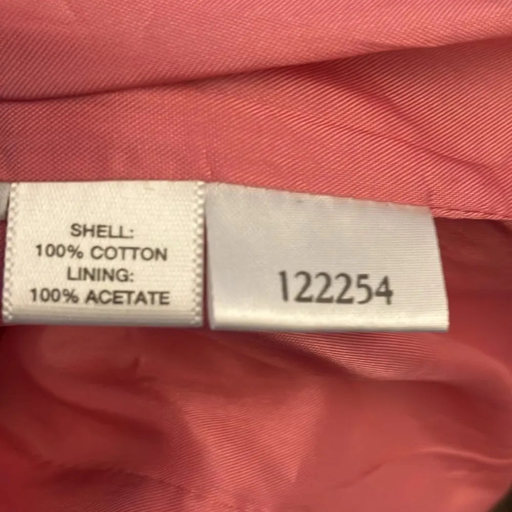 Loft Ann Taylor  pink/white Floral Trench Coat- button front size 4P - Image 3