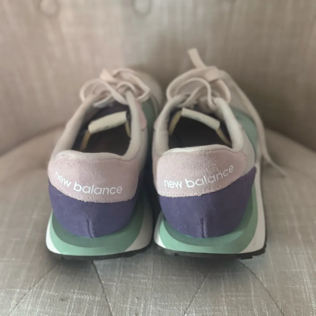 New Balance 237 Women's Sneakers - Image 3