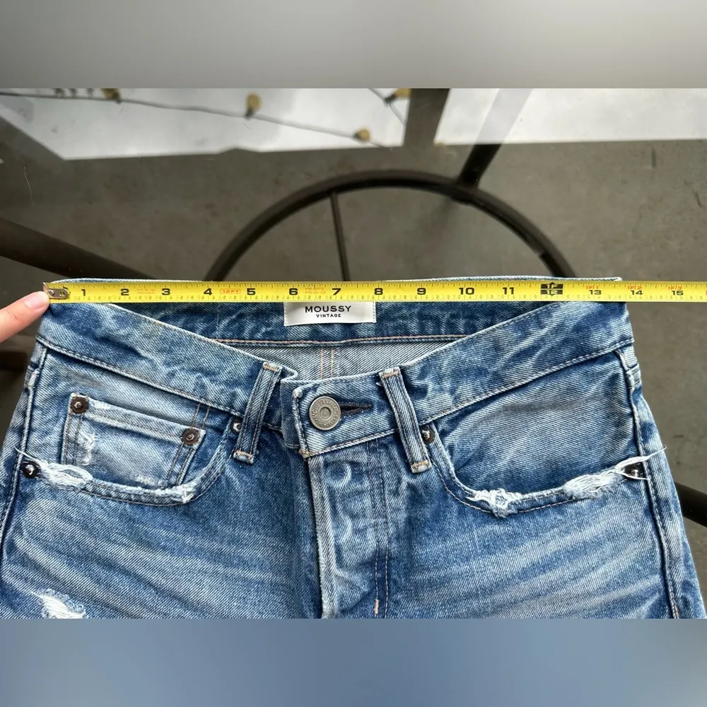 Moussy Vintage Aberdeen Tapered Distressed Denim Jeans in Blue - Image 11