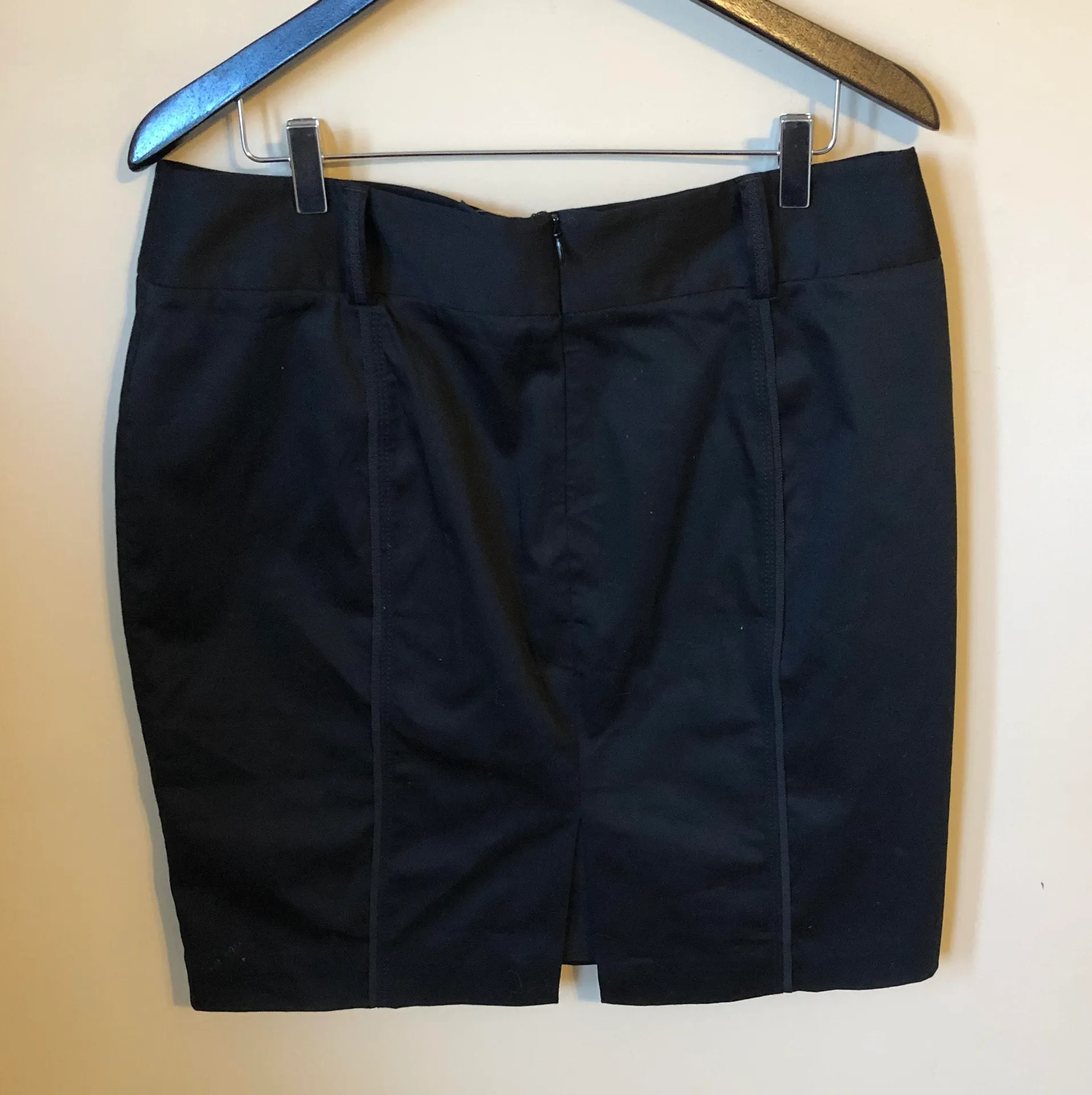 NWT WHBM black pencil skirt size 12 - Image 2