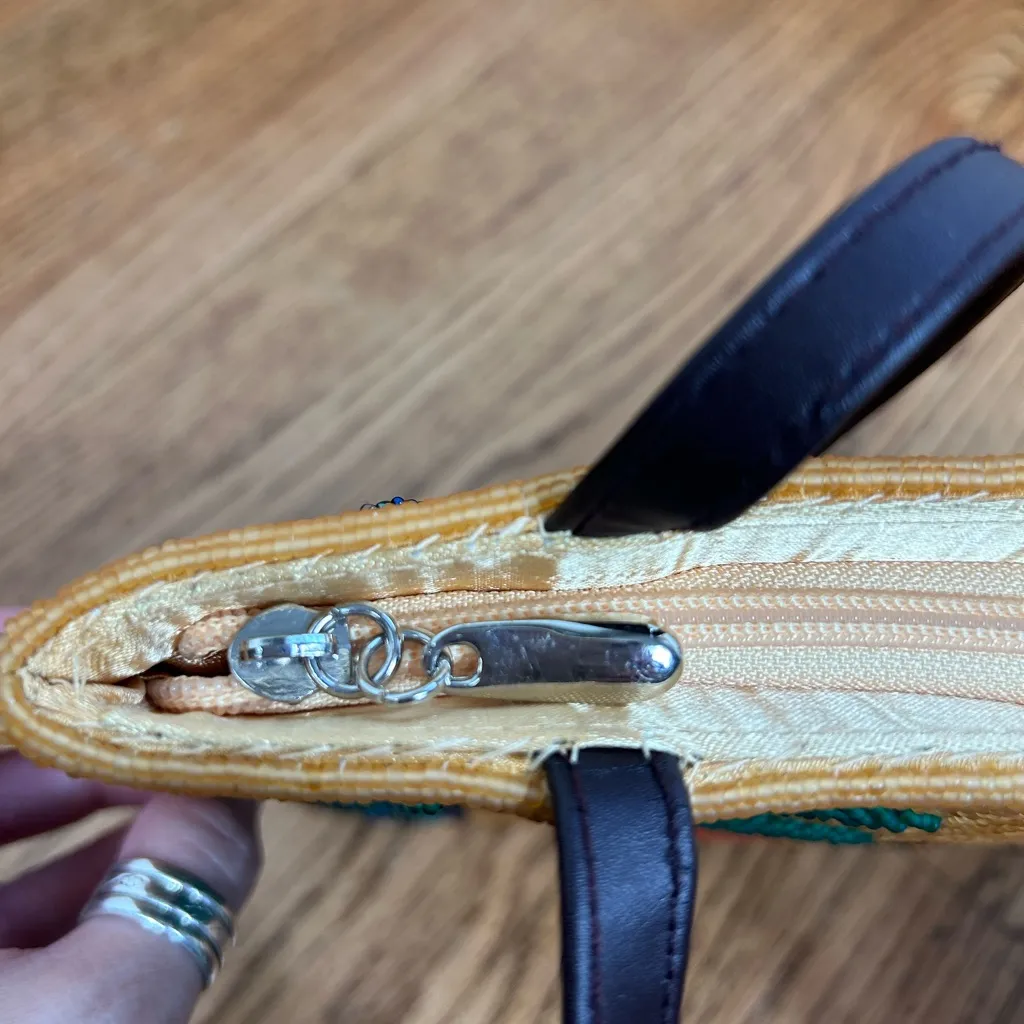 VTG 90’s CHICO’s Beaded Safari Giraffe Palm Tree Leather Shoulder Bag Tote - Image 10