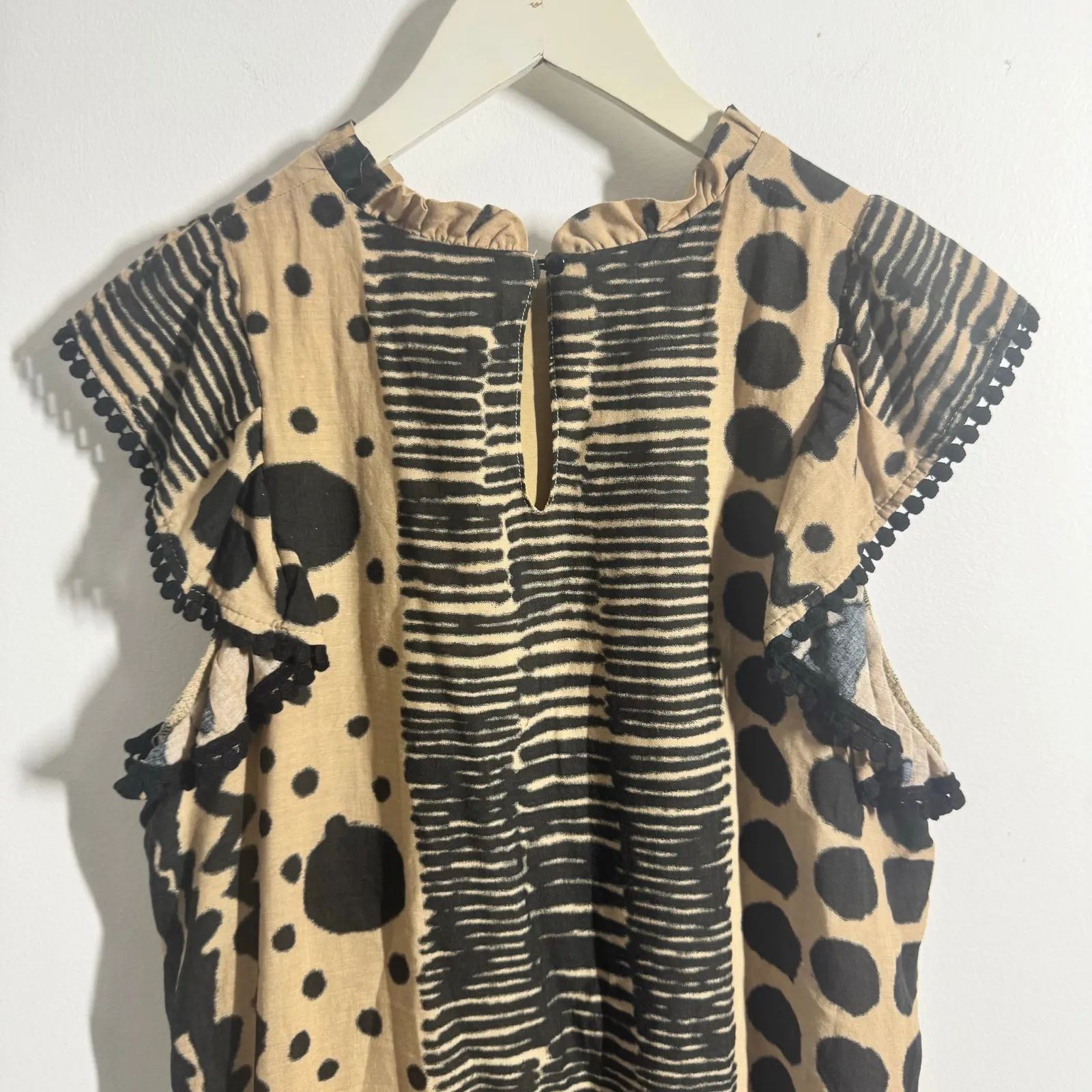 THML Dress Women M Black Tan Animal Print Shift Ruffle Cap Sleeve Cocktail Party - Image 6