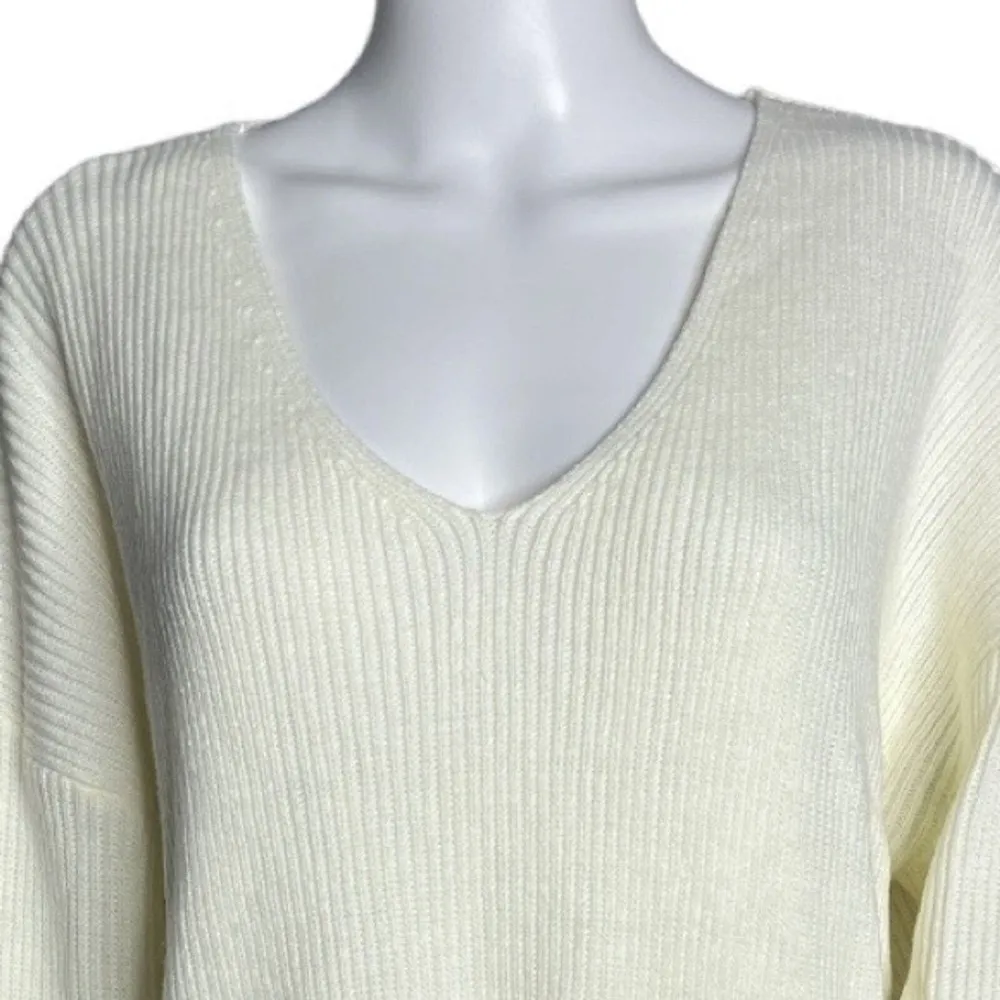 Lumiere Sweater Womens Medium Cream Chunky Knit Casual Preppy Neutral Minimalist - Image 4