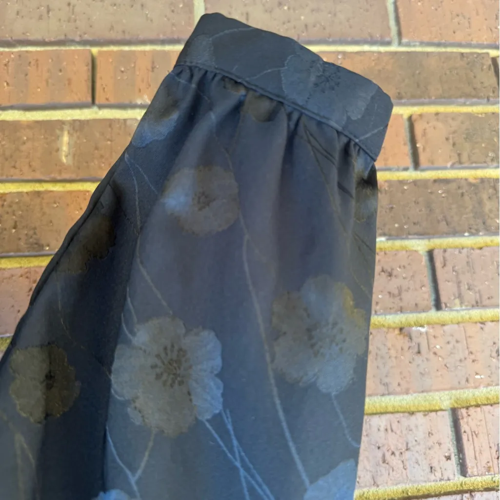 A New Day Long Sleeve Surplice Top Blouse Solid Black Floral Size small EUC - Image 3