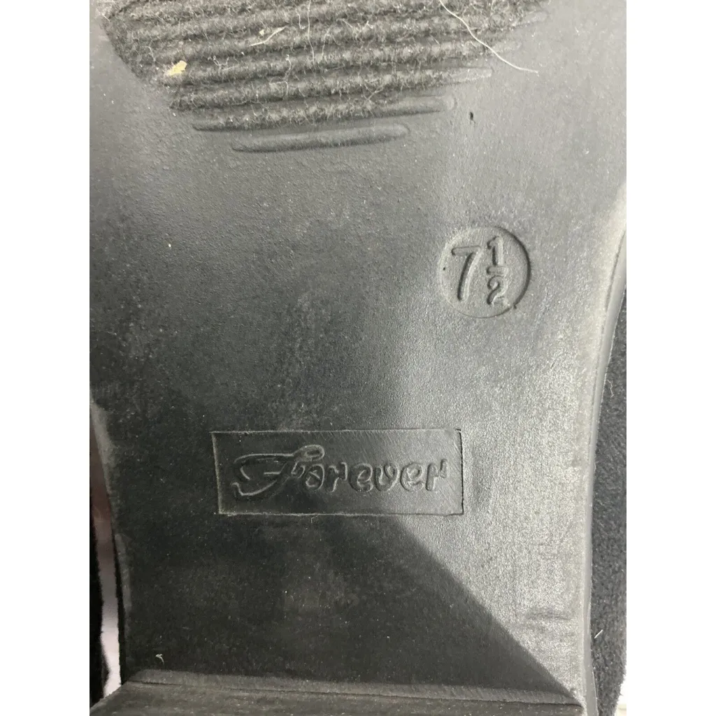 Womans Forever Size 7.5 Black Faux Suede Two Buckle Band Zip Western Ankle Boots - Image 9