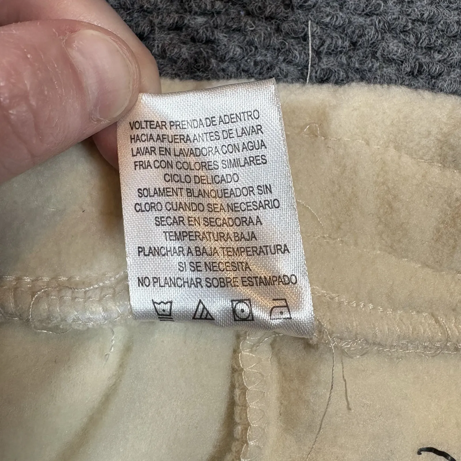 Disney 100 Sweatpants Size 2XL Mickey Mouse Embroidered Lounge Wear Ivory Cream - Image 5