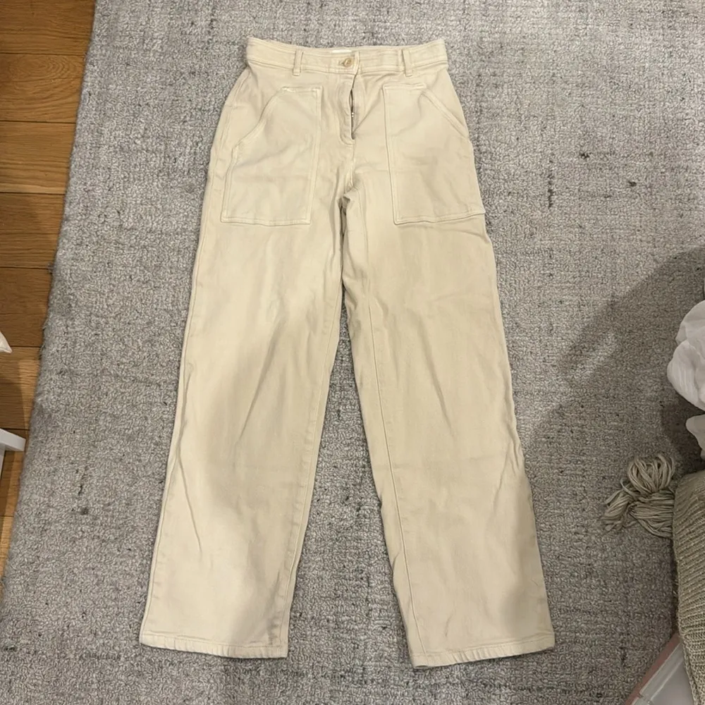 Aritzia Wilfred modern cargo pant in gd birch - Image 2