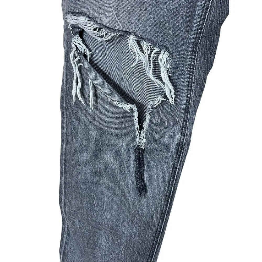 American Eagle Gray Distressed Mom Jeans Size 10 short - Image 4