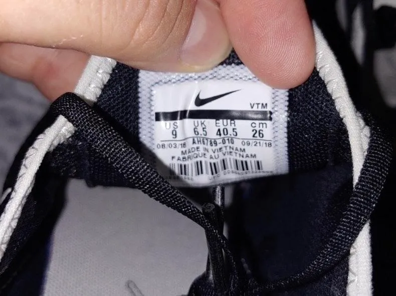 Nike Black AirMax 270 - Image 6