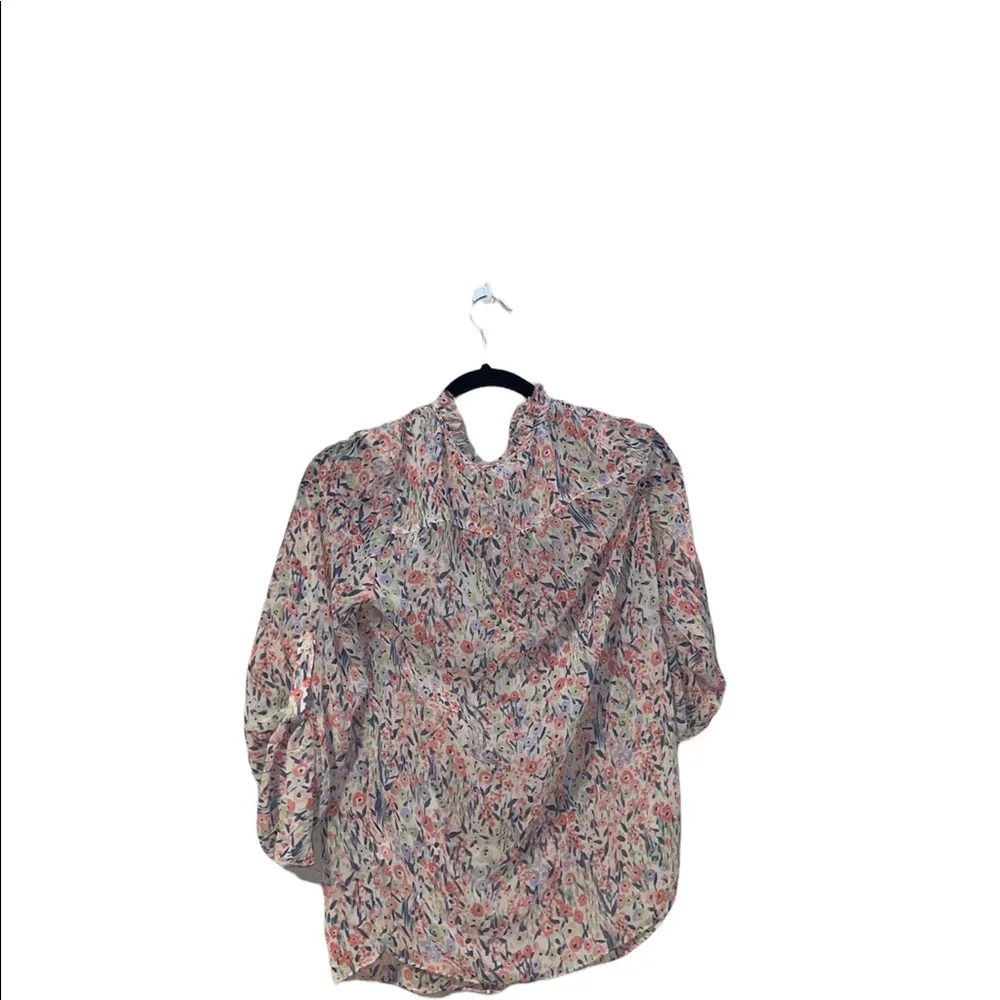 LC Lauren Conrad blouse with flowers - Image 3