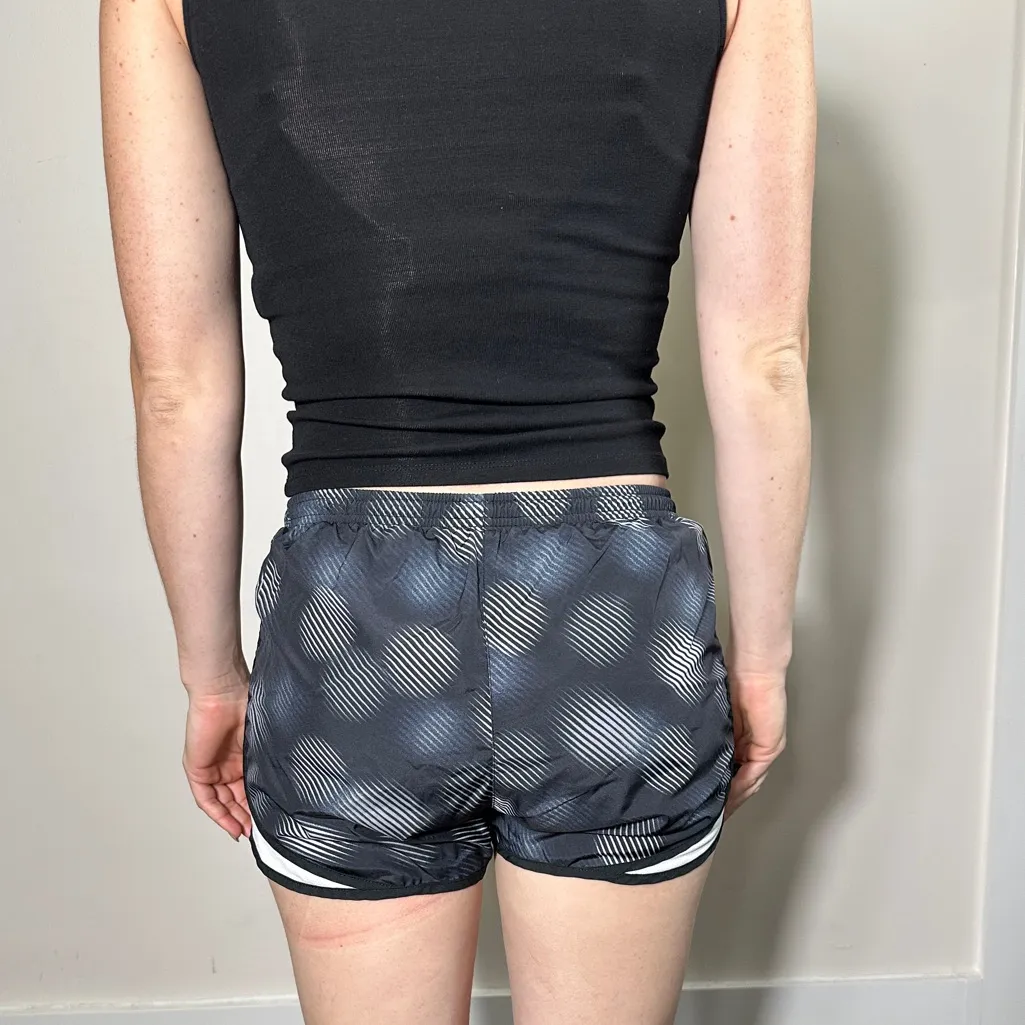 Nike Dri Fit Black White Athletic Shorte Size Small - Image 3