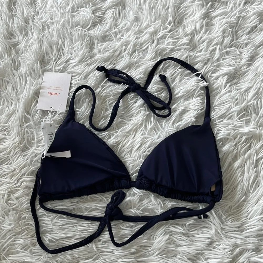 Andie Swim Women’s String bikini top AT221-Navy size Medium - Image 8
