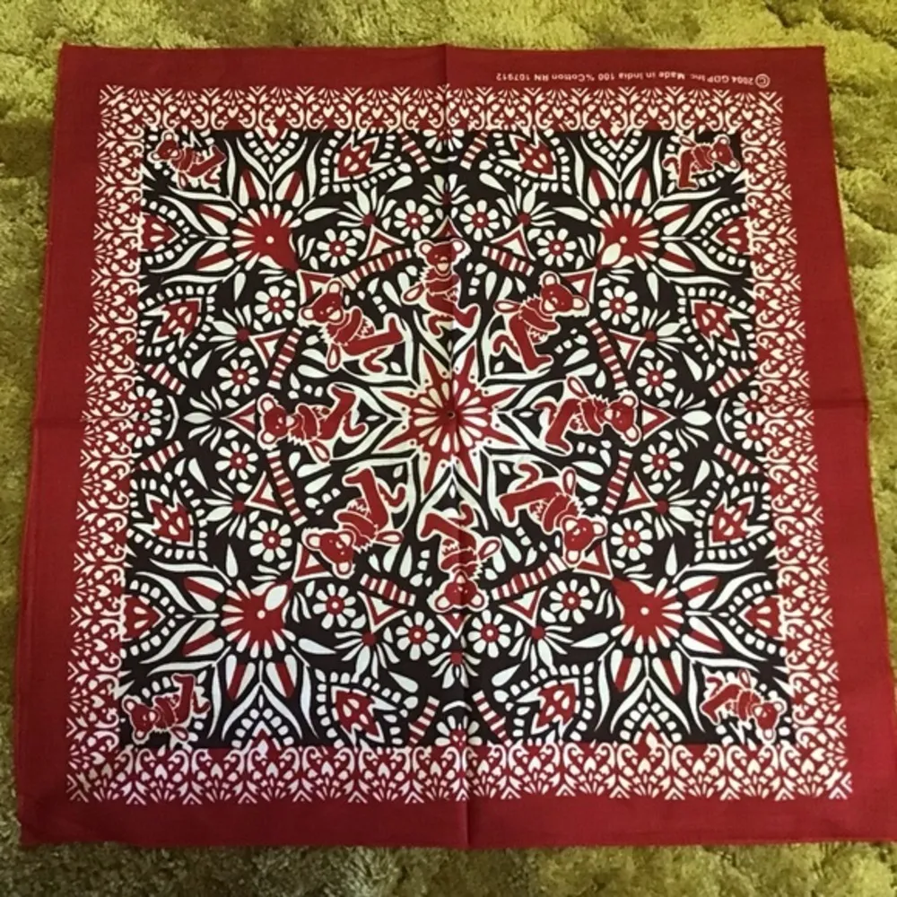 Red floral dancing bears NWT bandana - Image 2