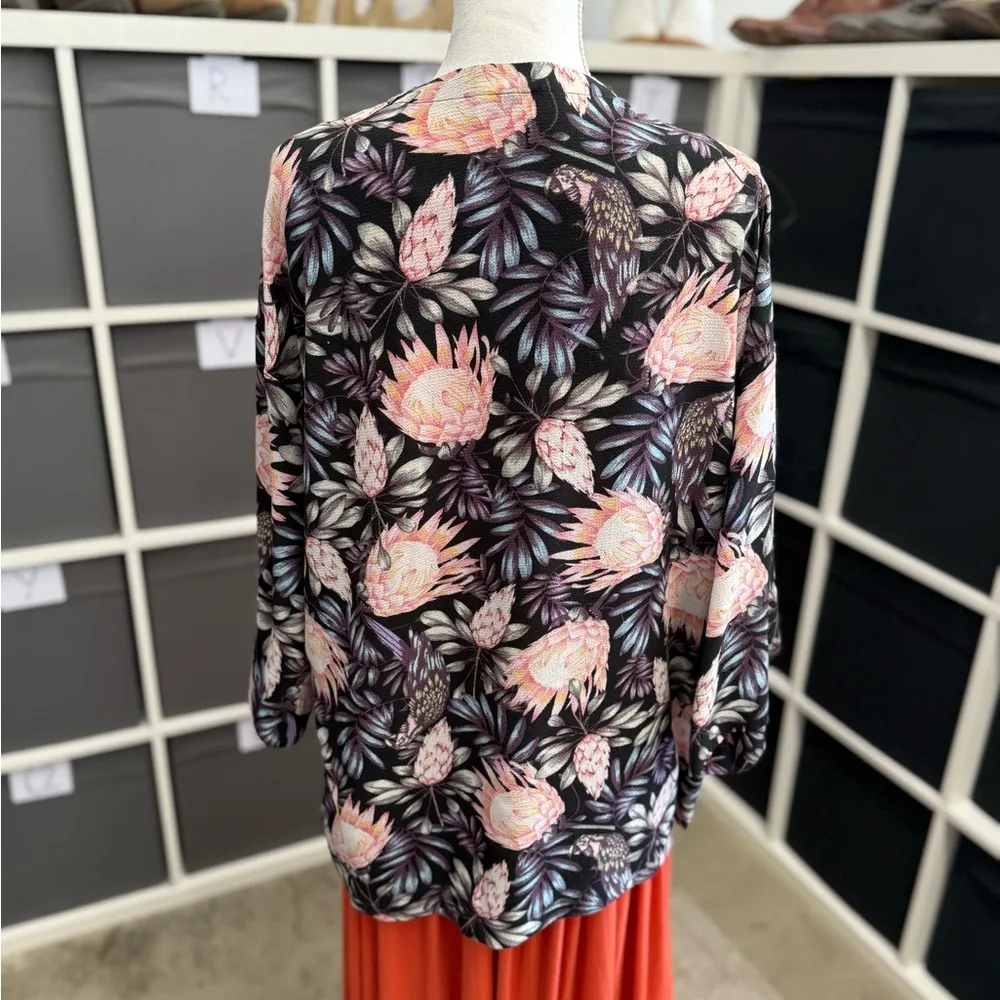 H&M Divided Tropical Floral Botanical Kimono Cardigan - Image 3