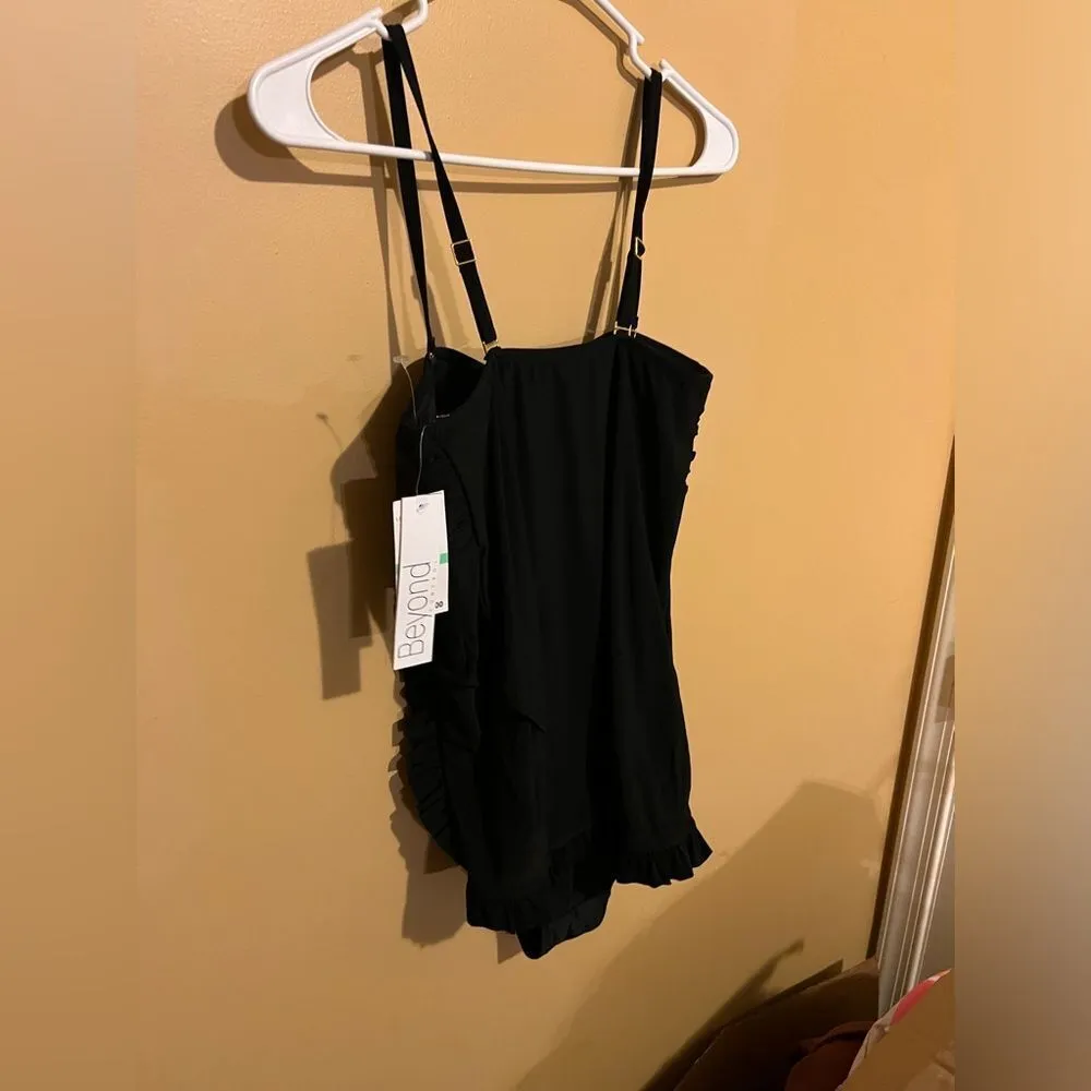 Beyond Control One Piece Swimsuit 8 Black Strapless Ruffle Flowy Tummy Control - Image 10