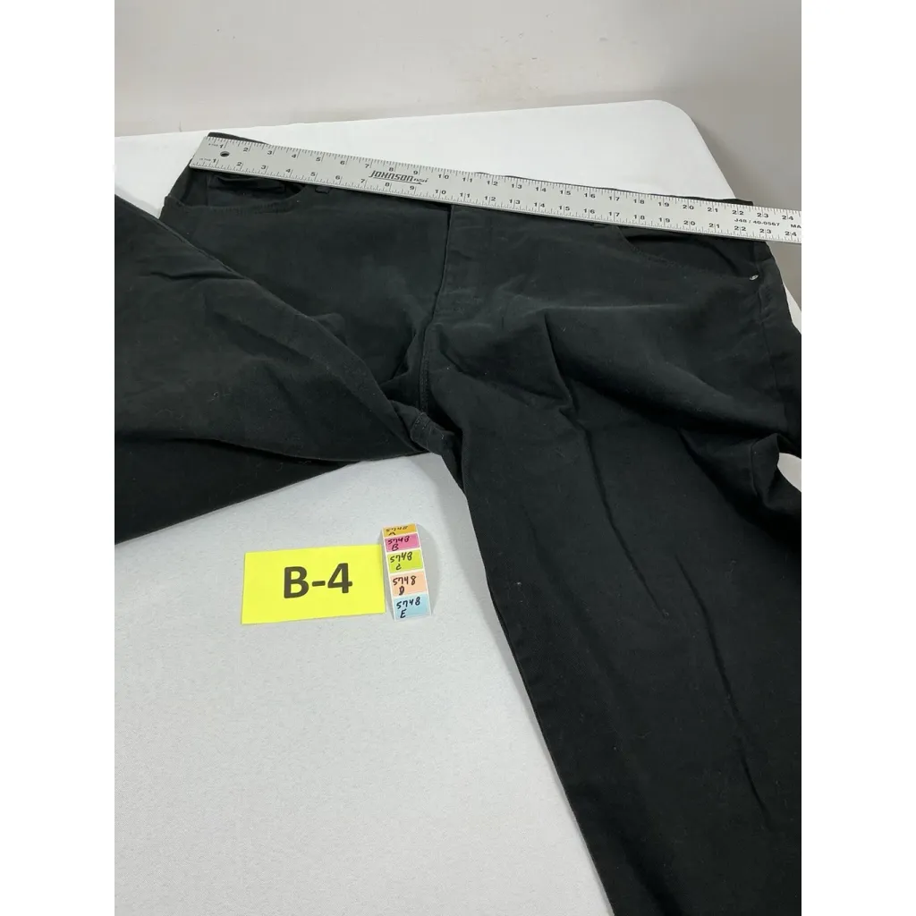 Womans Gloria Vanderbilt Amanda Black Jeans 24 W - Image 6