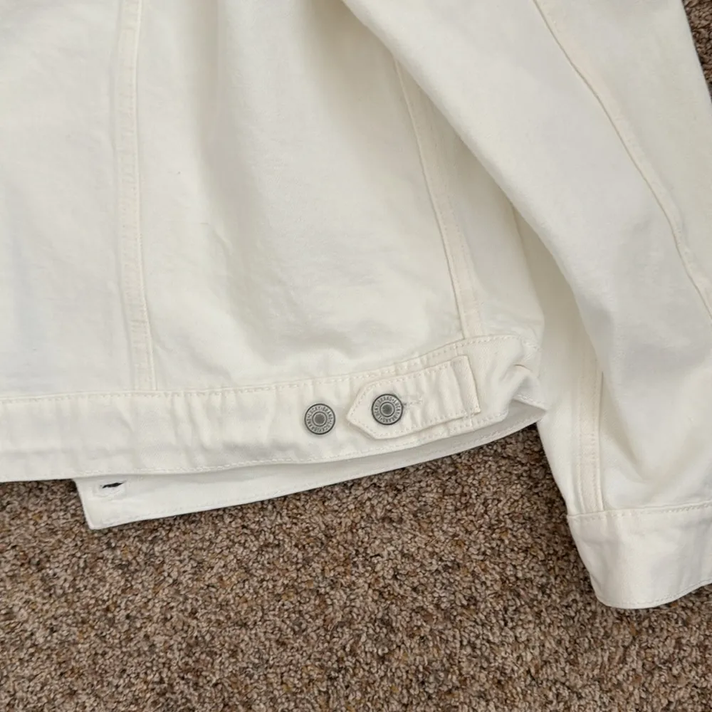 Lucky brand Jean jacket 1X NWT cream color - Image 7