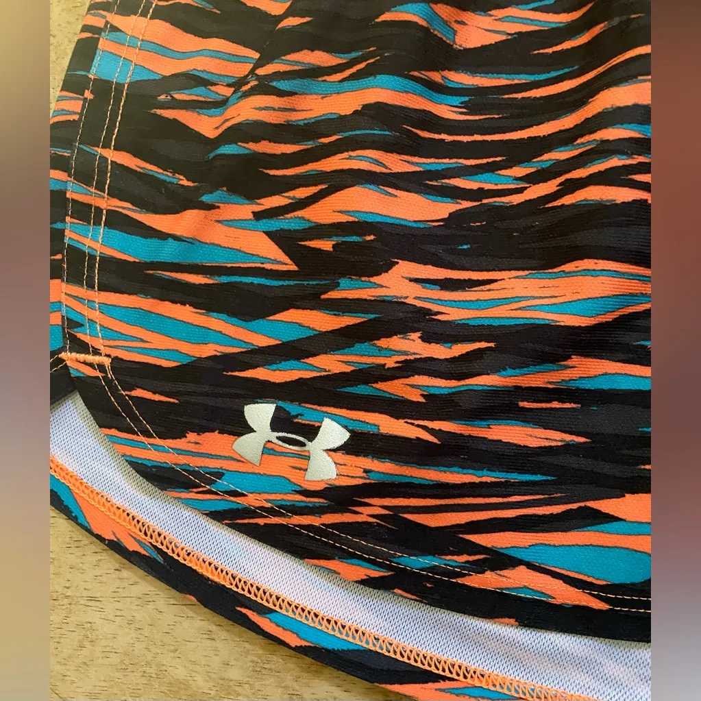 Under Armour‎ Women’s XS Heat Gear UA Play Up Printed Running Shorts - Image 6