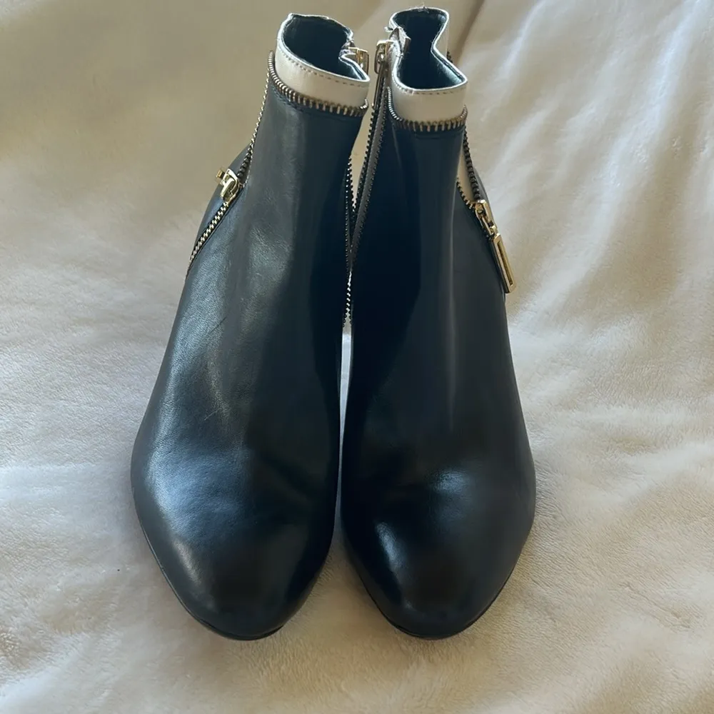 Banana Republic Kamile Zip Bootie - Image 4