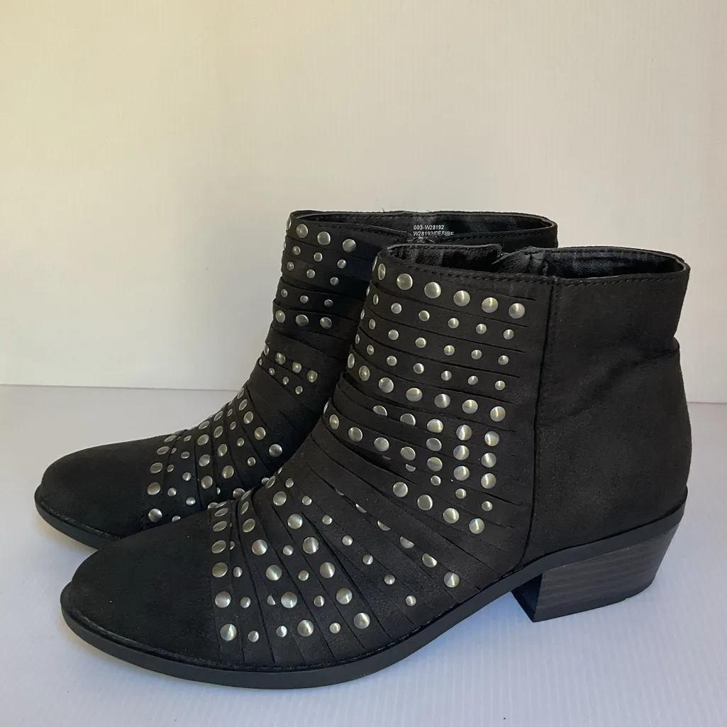 White Mountain Black Studded Ankle Boots Size 8.5 - Image 2