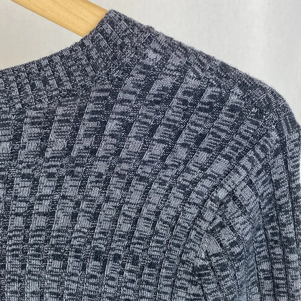 Gianni Bini Gray Knit Long Sleeve Crew Neck Sweater NEW L - Image 3