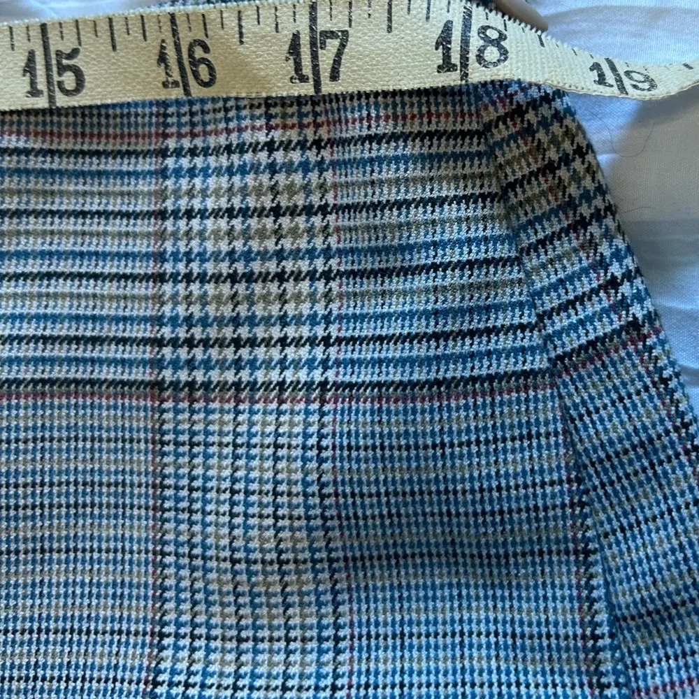 Trina Turk Plaid ruffle Mini Skirt size 12 - Image 4