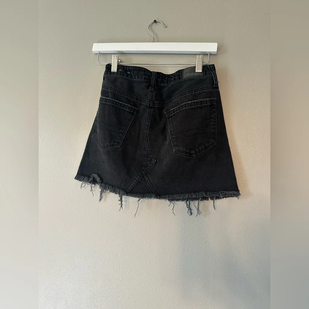 American Eagle Distressed Black Denim Button Fly Skirt - Image 4