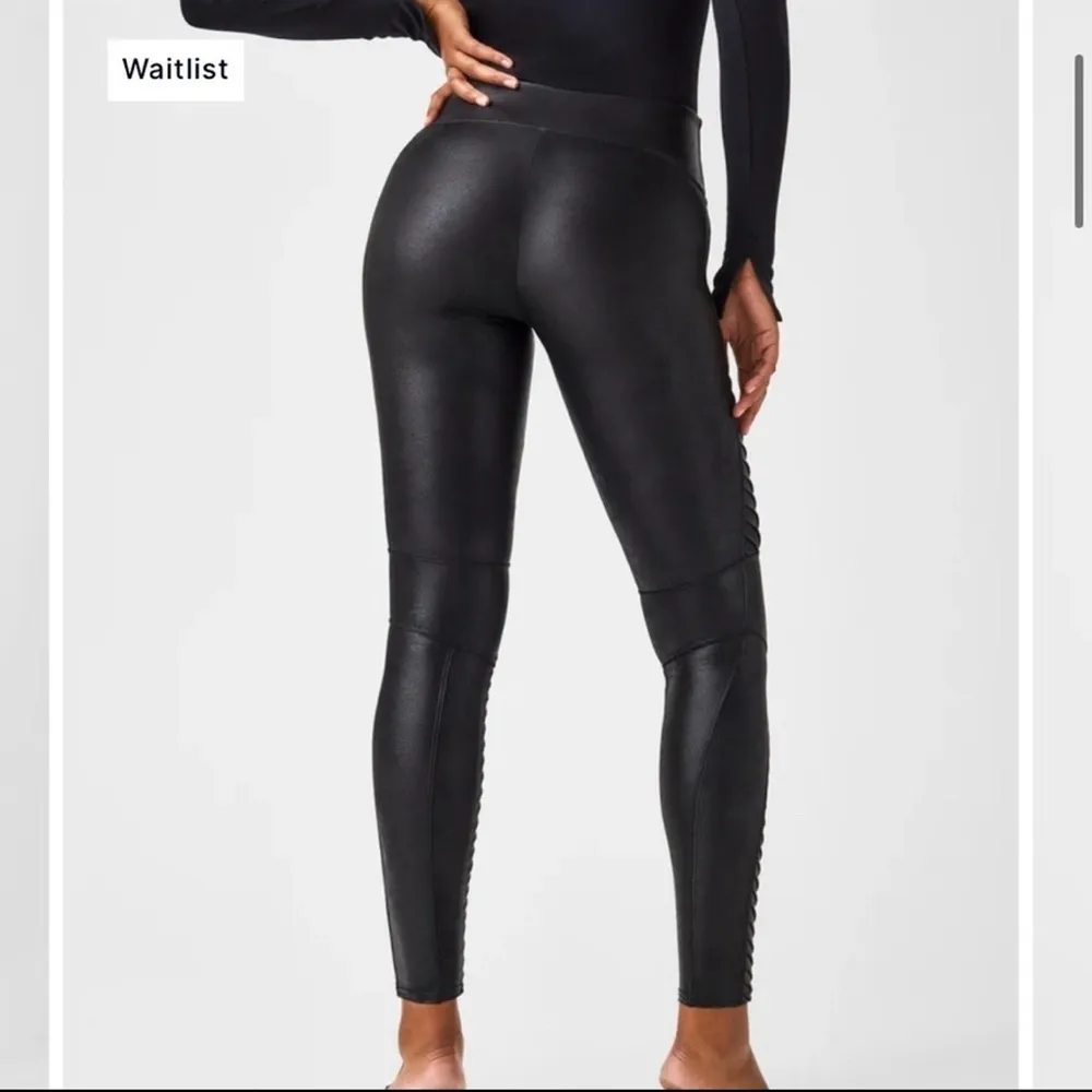 Spanx Faux Leather Moto Leggings Size Small - Image 3