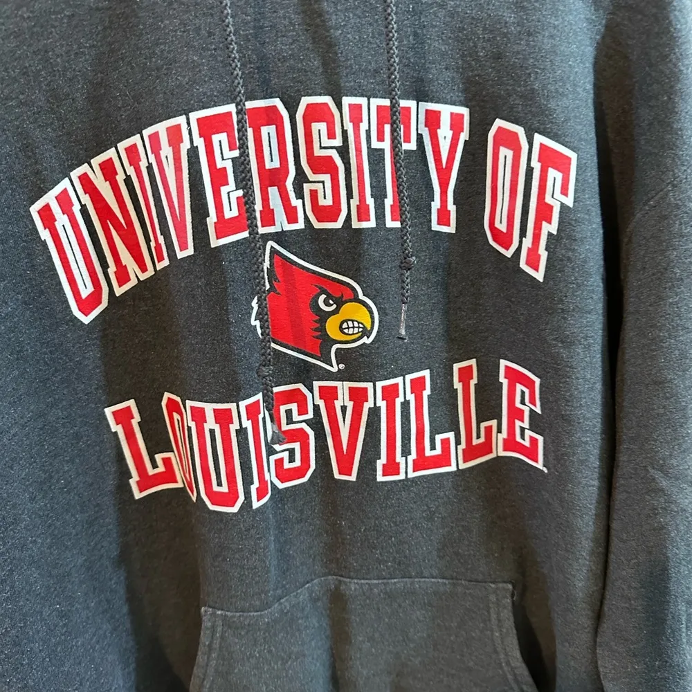Champion University Of Louisville Hoodie Sweatshirt Size Medium - Image 2