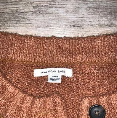 American Eagle  Sweater  - Image 4