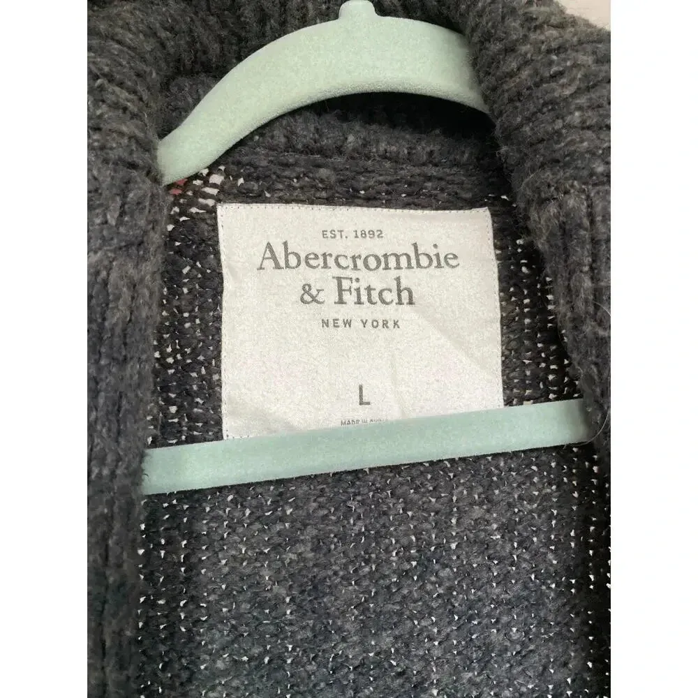 Abercrombie & Fitch Knit Cardigan Cozycore Dark Academia Timeless Classic Norm - Image 6