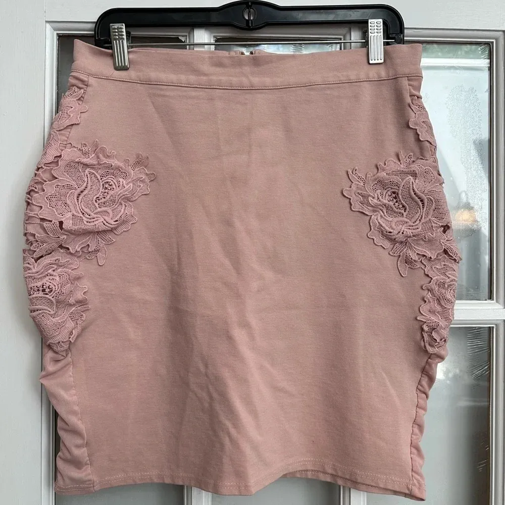 Haute Monde Blush Pink Stretchy Floral Roses Embossed Embroidered Skirt Size XL - Image 11