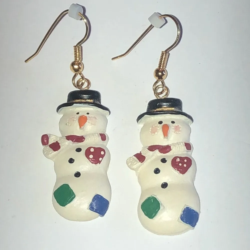 Cute Resin Snowman Christmas Holiday Winter Pierced Dangling Boho Earrings - Image 5