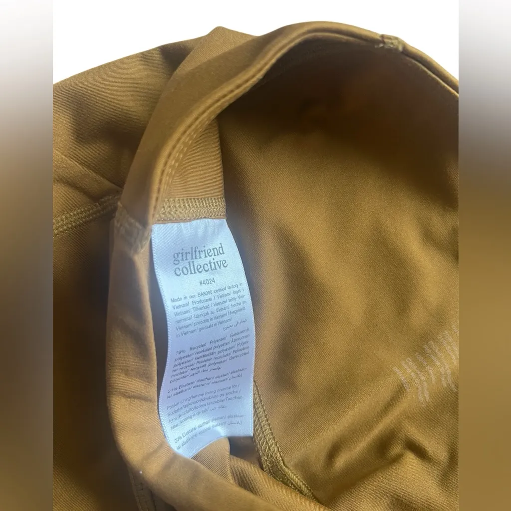 Girlfriend Collective Compressive High Waisted Pocket Leggings in Bronze | Small - Image 4