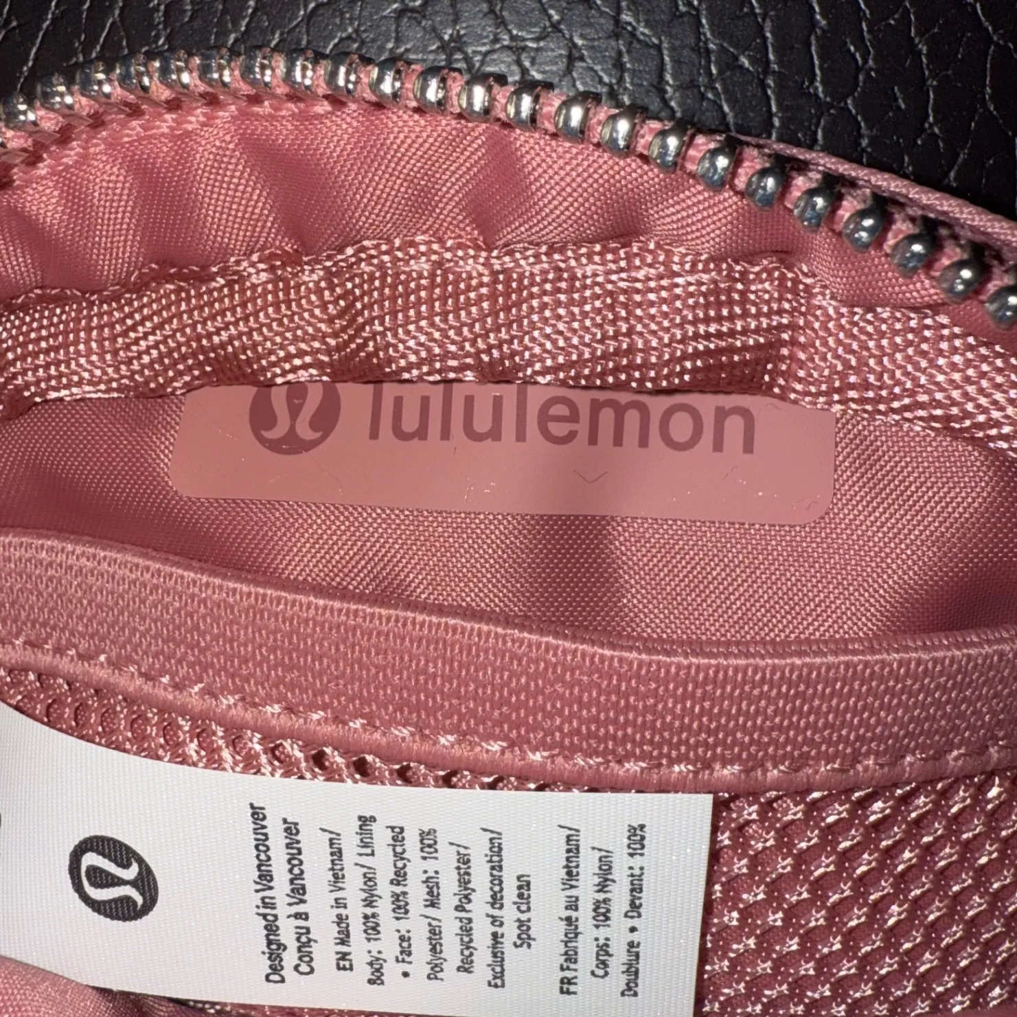 Lululemon Pink‎ Belt Bag Everywhere Mini Pouch Key Chain Coin Purse - Image 7