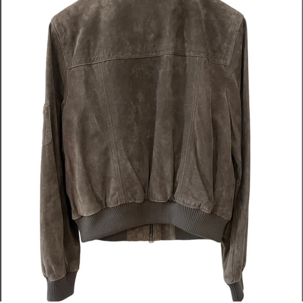 Ann Taylor Loft Brown Leather Jacket for Women, Size Medium. - Image 4