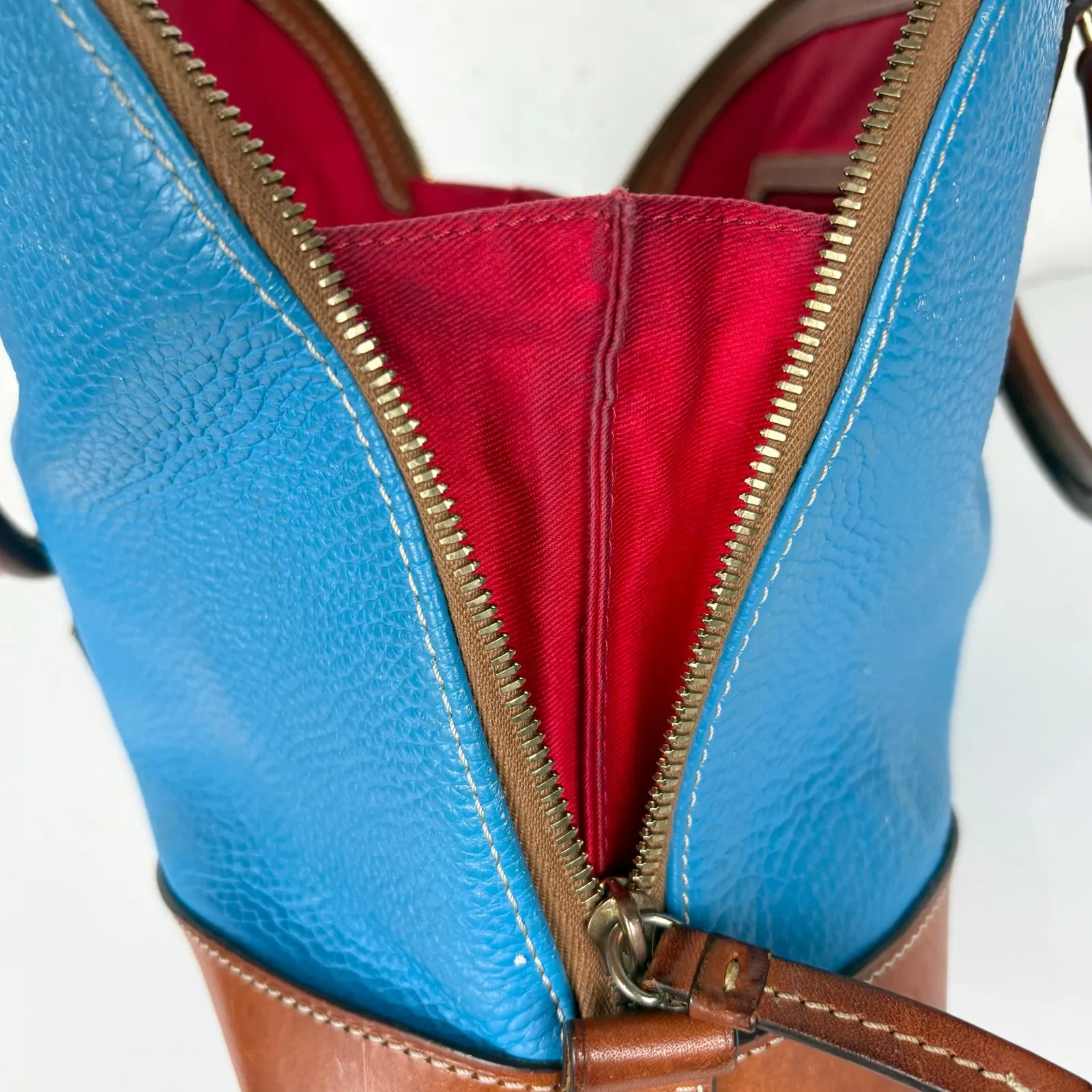 Dooney & Bourke Zip Zip Pebble Grain Domed Satchel Blue Brown with Red Interior - Image 10