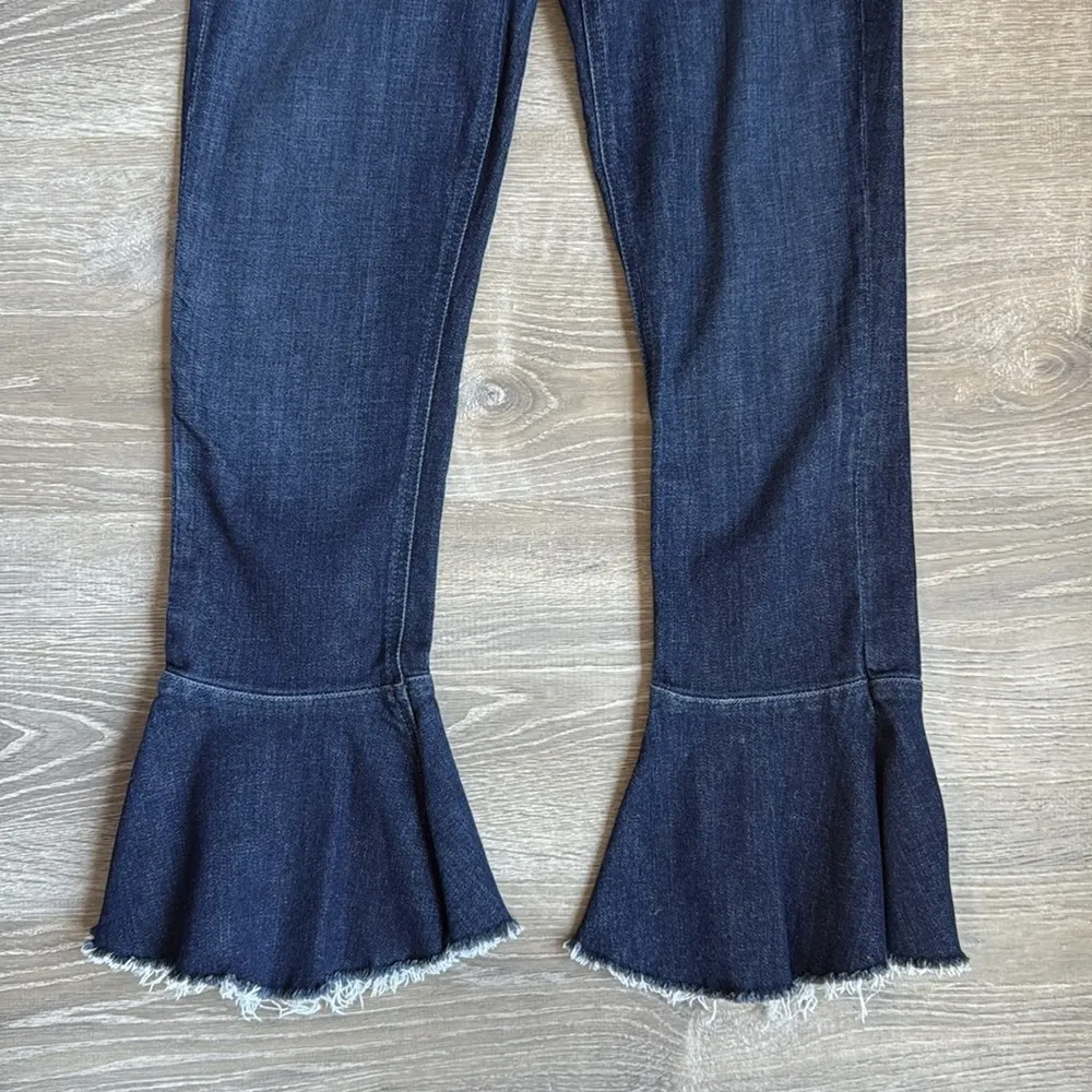 Mother Denim The Cha Cha Fray in Clean Sweep 27 Blue - Image 6