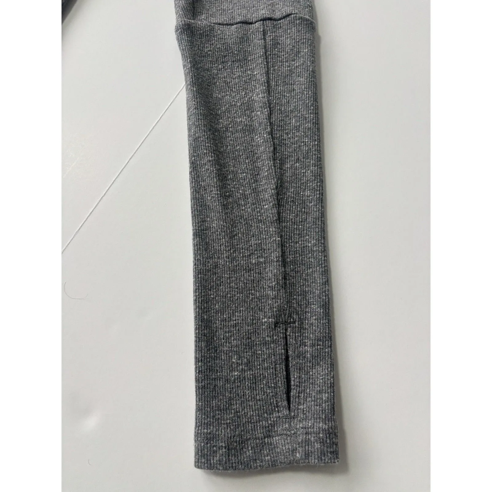 Cabi Drop In Ribbed Tee Shirt Fleck Gray Long Sleeve Top Sz Large #3626 - Image 4