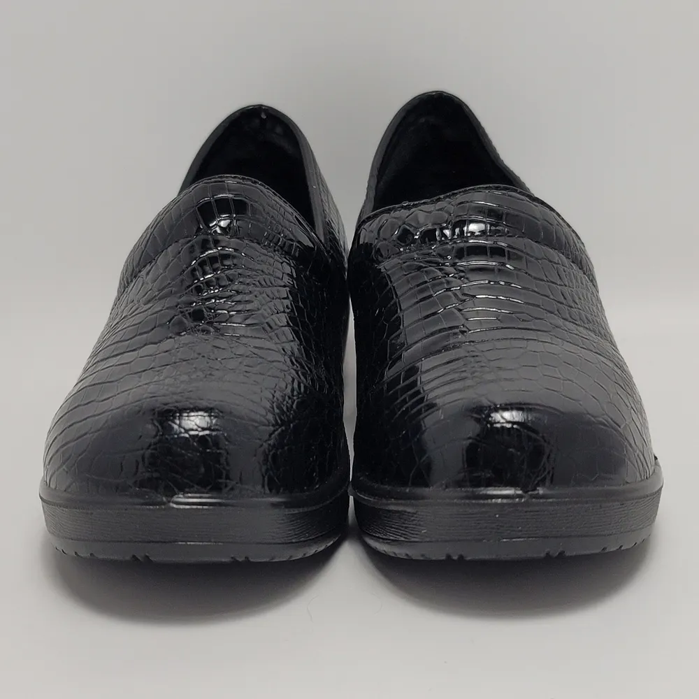 Sugar Foot Slip On Mules And Clog Patent Leather Black Size 6.5 - Image 8