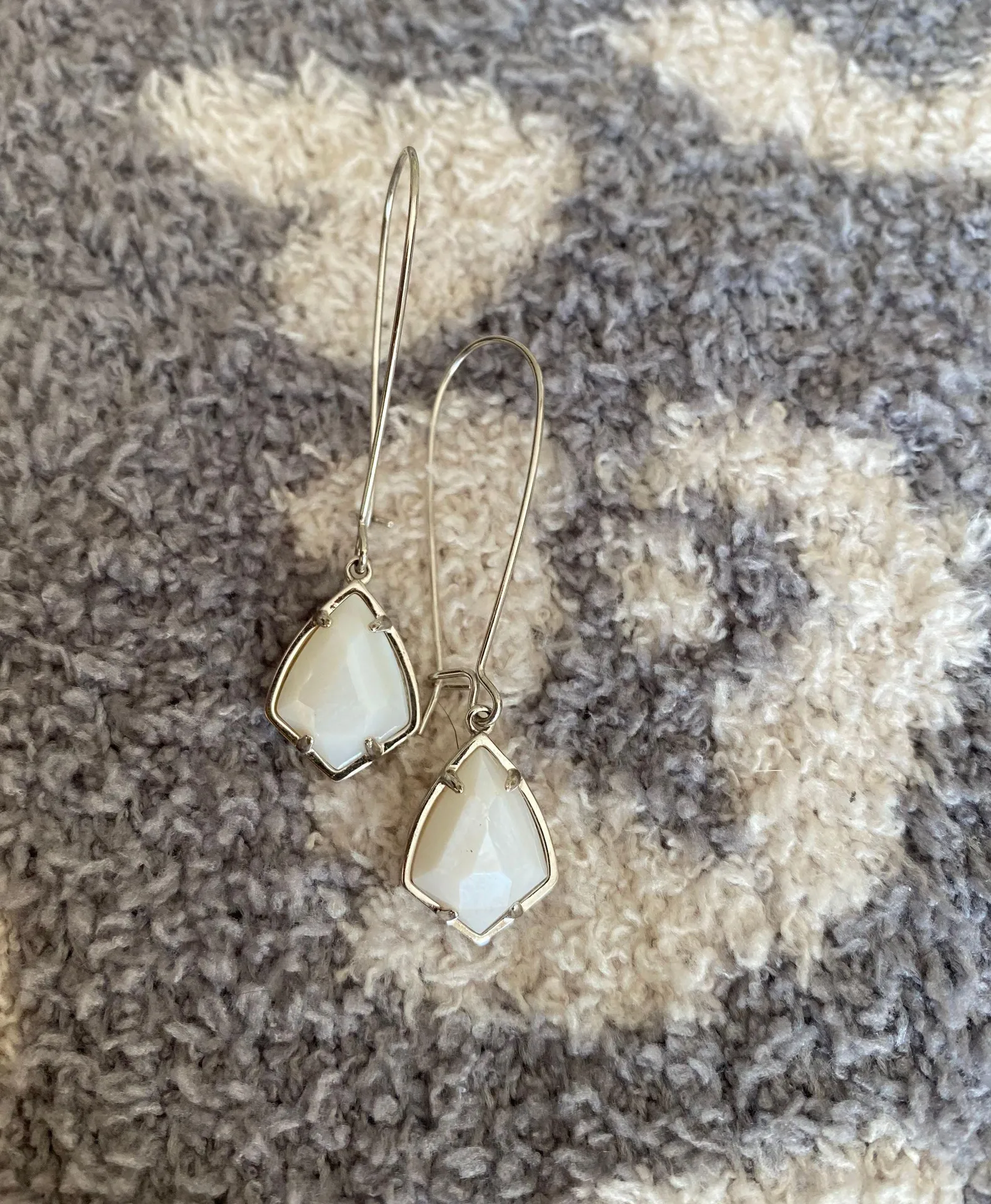 Kendra Scott Earrings - Image 2