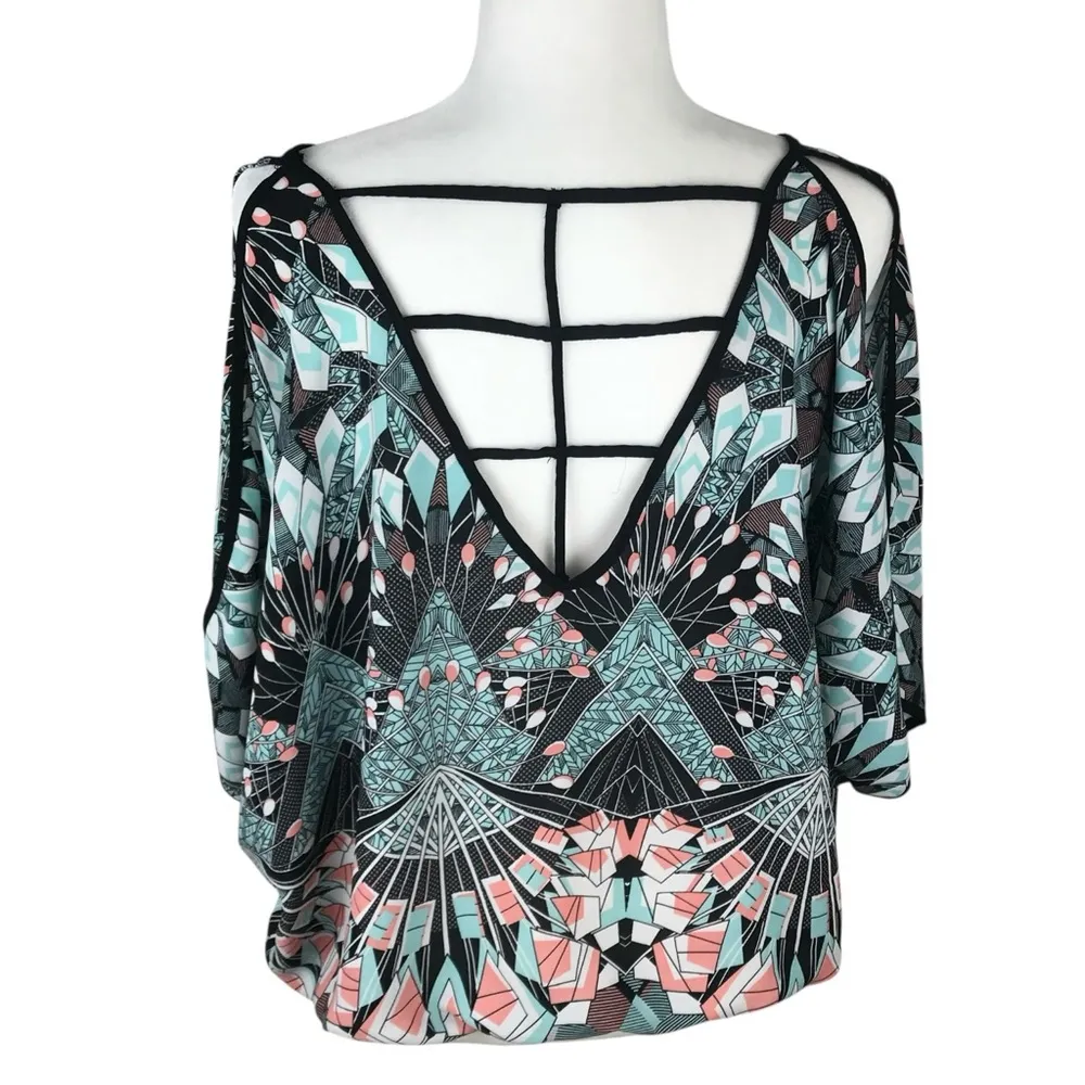 A. Byer Multicolor Short Sleeve Blouse Size L - Image 3