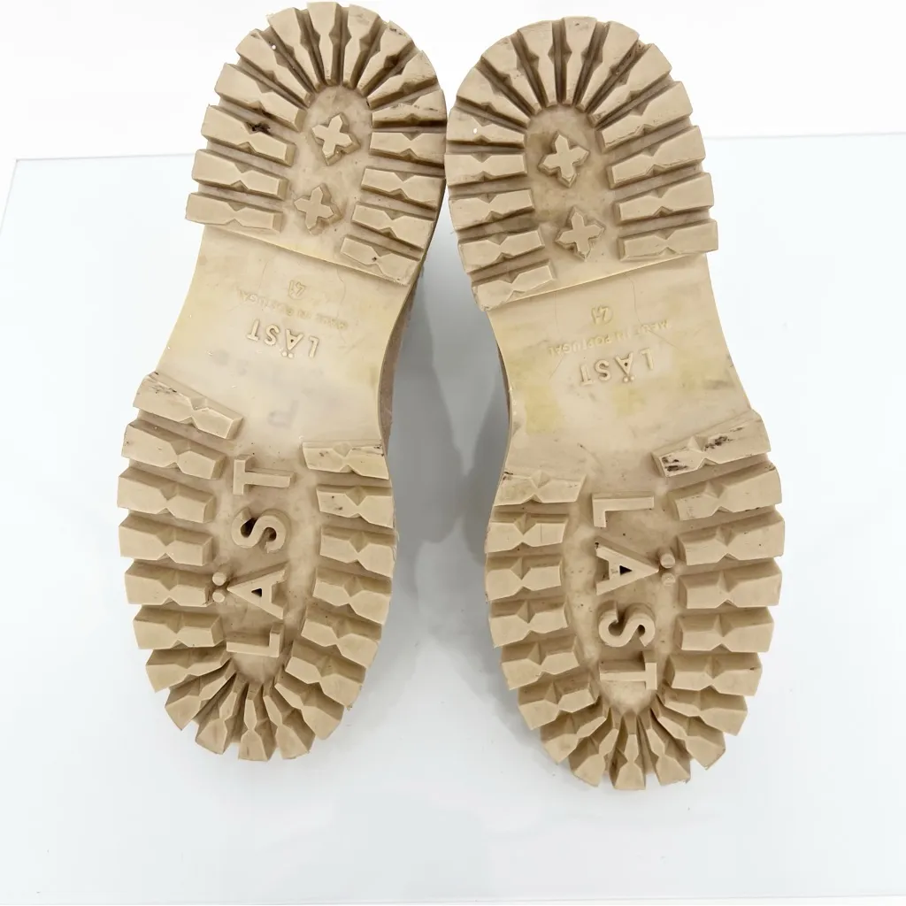 LAST Daze Suede Lug Sole Pull On Boots‎ 10 Taupe Tan - Image 9