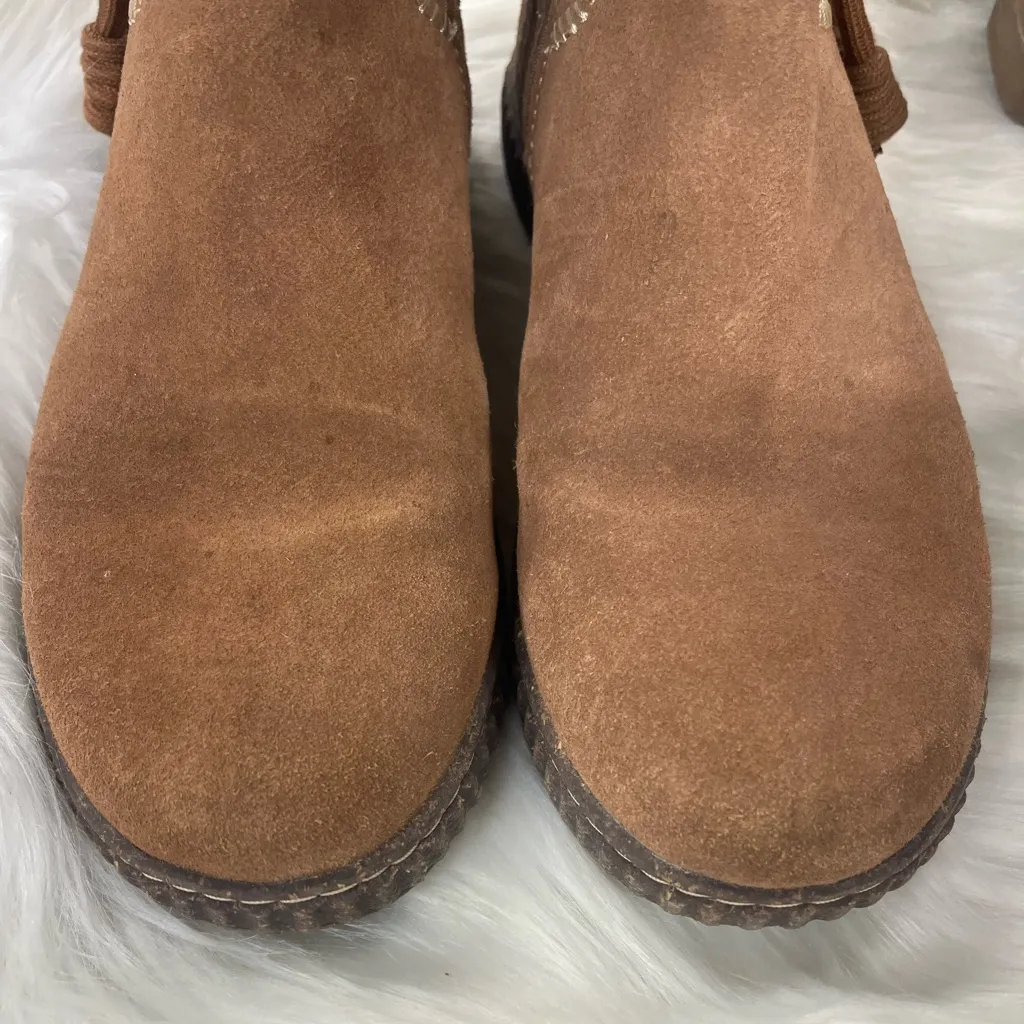 NEW CLARKS Women’s Brown Caroline Lily Round Toe Wedge Booties 8.5 WIDE shoes - Image 5