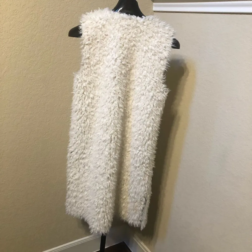C&C California shaggy open vest sz medium - Image 4
