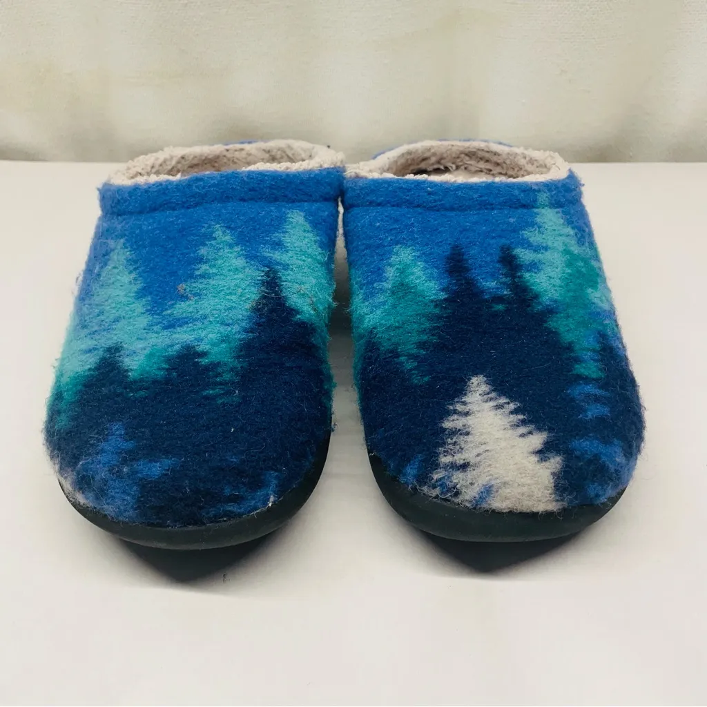 L.L.Bean Daybreak Scuffs Motif Wool Slippers Blue Ombre Trees Women’s 8 - Image 4