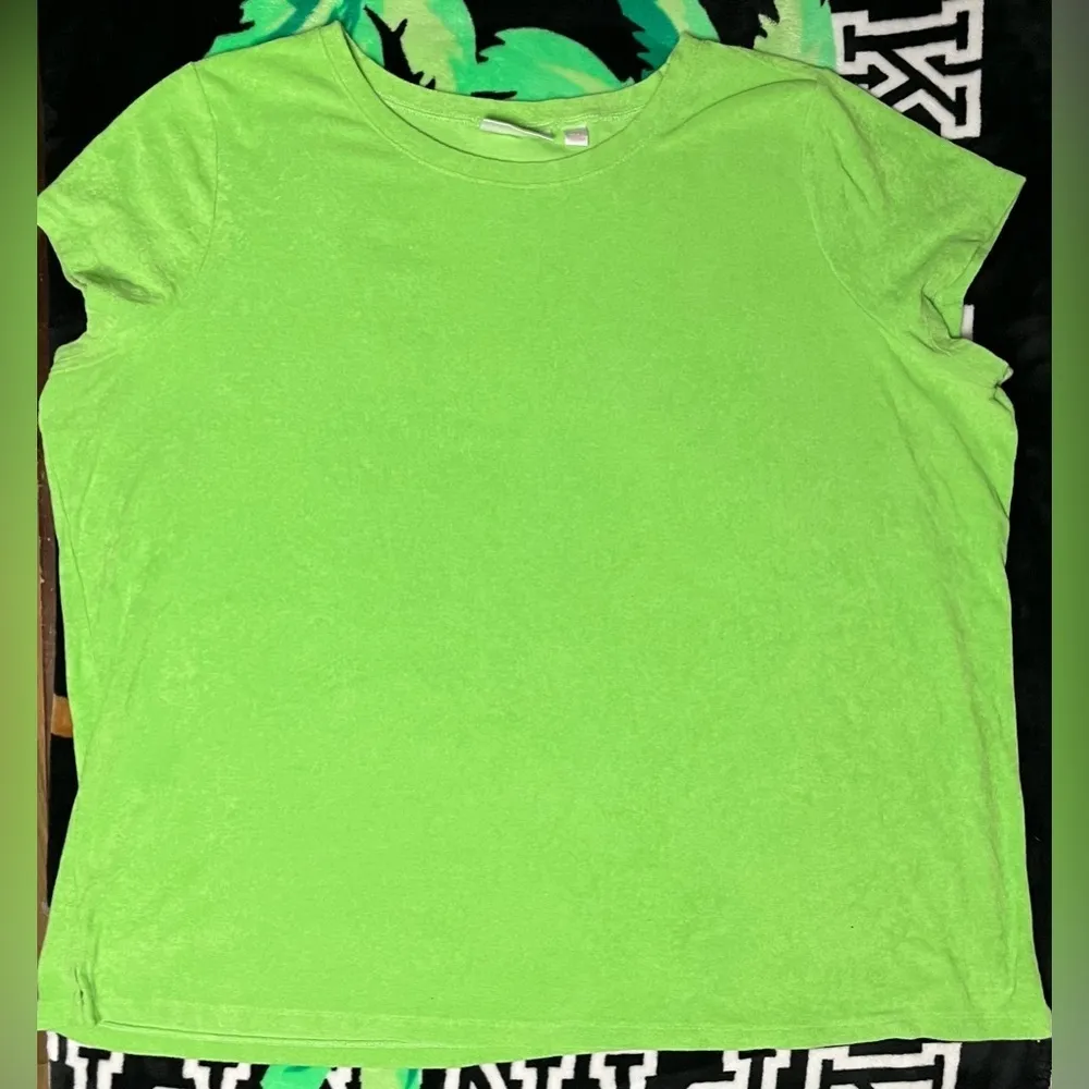 NWOT! Belle Beach by Kim Gravel Poolside Terry Short Sleeve T - Image 4